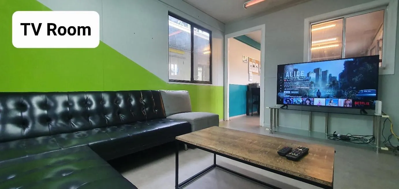 Palm Tree Backpackers Hostel Bundaberg